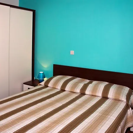 Dom 普莱曼图拉